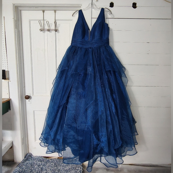 Ava Presley Stunning Blue Dress Size 22W